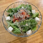 島ごはん あったかや - 島豆腐とちりめんじゃこのサラダ