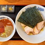 麺華 春は桜に牡丹 - 特製辛辛つけ麺 1,400円