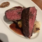 ビストロ ル フルール - 牛ハラミのステーキ　2838円　写真は1/2量