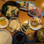 みえの丼はん - 