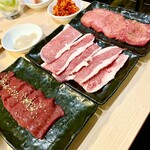 和牛ホルモンとタレ漬け焼肉 壺ほる - 