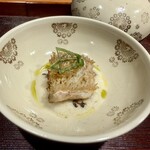 銀座 炎 田むら - 甘鯛の松笠焼きと蕪の摺り流し