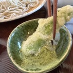 そば処まるた - 【2025.11.24(月)】獅子唐天ぷらに抹茶塩を付けた