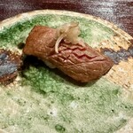 銀座 炎 田むら - 薪炙り鮪の握り