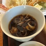 そば処まるた - 【2025.11.24(月)】スープに薬味を入れた