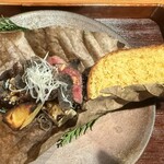 銀座 炎 田むら - 黒毛和牛ヒレとサーロインの朴葉焼きと自家製ブリオッシュ