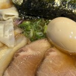 貝出汁らぁ麺 虎武 - 