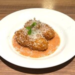 CONA - ズワイガニのクリームコロッケ