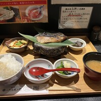 銀座米料亭 八代目儀兵衛 - 