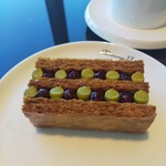 Hills House Dining 33 Pâtisserie à la Maison - 