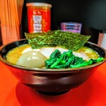 横浜ラーメン 真砂家 - チャーシューメン(並)、味付玉子