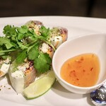 波へい - シャインマスカットとクリームチーズとチキンの生春巻