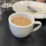 東京ボンベイ - ✅キーマカレー(鶏・野菜) ＲＥＤ中盛¥1.100！
      　※赤(RED・・赤は激辛)
      　※ご飯は中盛り迄無料♪
      　※大盛りは＋¥100になっていました
      　※ピクルス、アイスミニチャイ付き