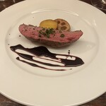 ICARO miyamoto - 青森の飼育の鴨　煮詰めたブドウジュースのソース