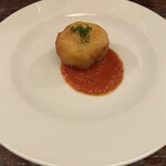 ICARO miyamoto - ジャガイモで包んだ白子のピリ辛ソテー