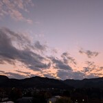 Ramen FeeL - 来ました。もっと空が焼けると思ってましたが今ひとつ。