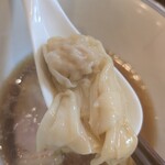 Ramen FeeL - 海老ワンタンはコリッとしてます。