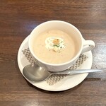 カフェレストラン アンジュール - スープ（豆のスープ）