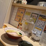 麺屋一燈 - 渋〜い塩煮干しらーめん