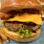 クラフト バーガー&グリル ジロー - 