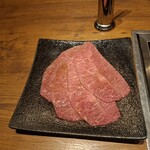 焼肉うしごろ - 栃木県産の上ミスジです。