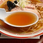 麺道はなもこし - 出汁が効いたスープ