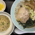 ラーメン ばんり - 本日のランチ（煮干し中華・炒飯）