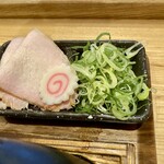 新旬屋 - ネギと腿チャーシューは別盛り