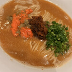 紅ズワイガニらぁ麺 まるはち屋 - 