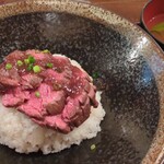 肉処くろべこや - 