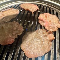 焼肉 にくなべ屋 神戸びいどろ 北野坂店 - 