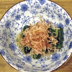 炭火と煮込み ひとたらし - 不揃いきゅうりのにんにく叩き漬け