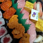 がってん寿司 - 大トロとウニおいしかったです。