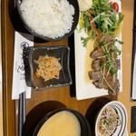 出汁と信州ごはん 佐久屋本店 - 