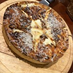 ブッチャー・リパブリック 横浜赤レンガ シカゴピザ＆ビア - 