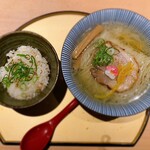 鯛塩そば 灯花 コレド室町テラス店 - 