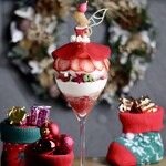 夜パフェ専門店パフェテリア　ベル - 