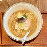 メンドコロ キナリ - 秋刀魚 1,200円