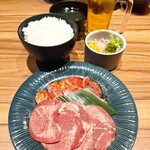 国産牛焼肉くいどん - 