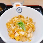 博多鶏ソバ 華味鳥 阪急梅田本店 - 
