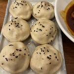 小さな厨房 焼き小籠包 生煎包 慕蘭 - 