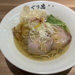 麺処ぐり虎 - 雲呑鶏塩ラーメン\1,100
