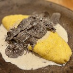 nou - チーズオムレツトリュフがけ マッシュルームクリームソース