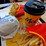 マクドナルド - トリチ、ポテトＬとカフェラテです