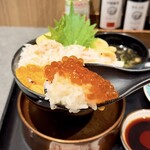 札幌海鮮丼専門店 すしどんぶり - 