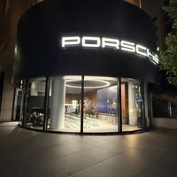 ザ モメンタム バイ ポルシェ - 