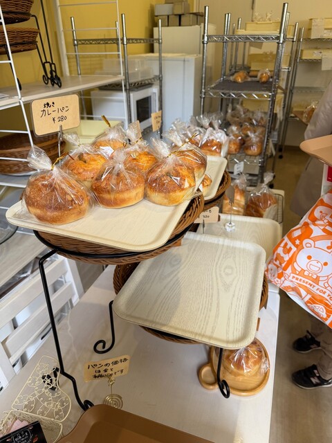 てごねパン703 - 桜街道/パン | 食べログ