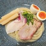 横浜淡麗らぁ麺 川上 - 