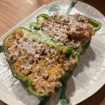 酒場ニホレモ - パリパリ鴨味噌ピーマン