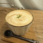 &ROe coffee latte stand - 